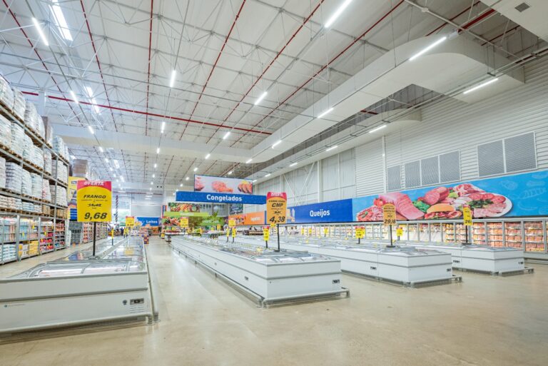 WhatsApp Image 2025 10 28 at 15.30.01 1 768x513