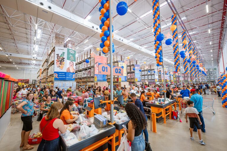 WhatsApp Image 2025 10 28 at 15.30.01 2 768x511